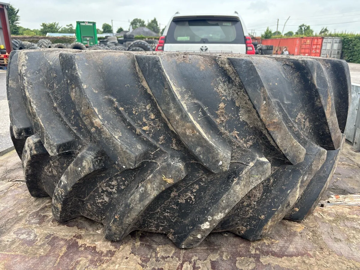 Ceat tyre 540-65-30 as new - Image 2
