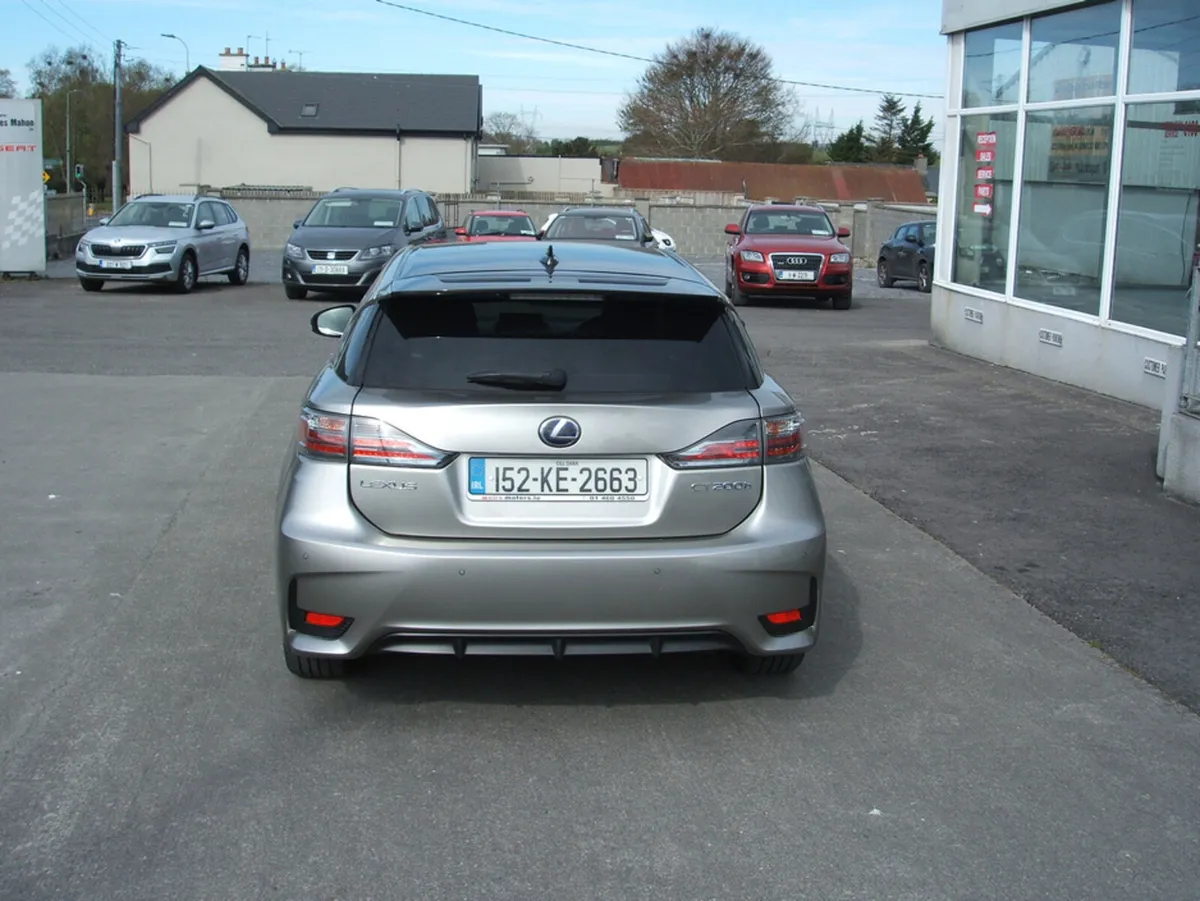 Lexus CT CT 200H ADVANCE PLUS CVT 5DR A AUTO 1.8AD - Image 3