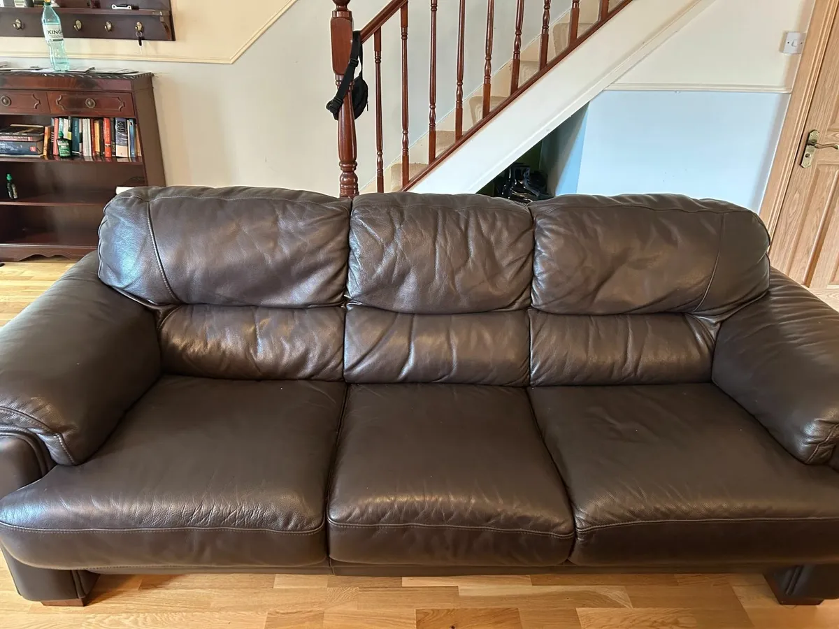Couch - Image 3