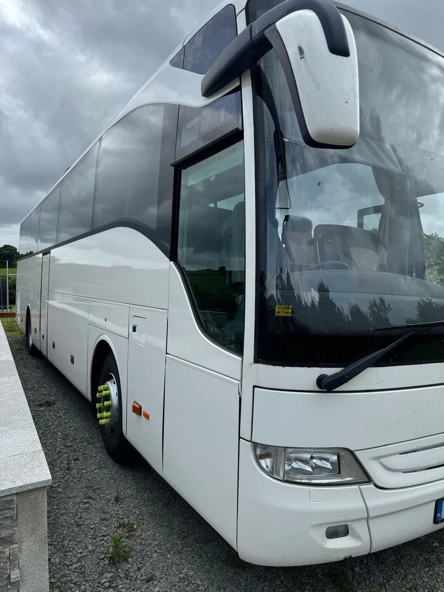 Coach - Image 1