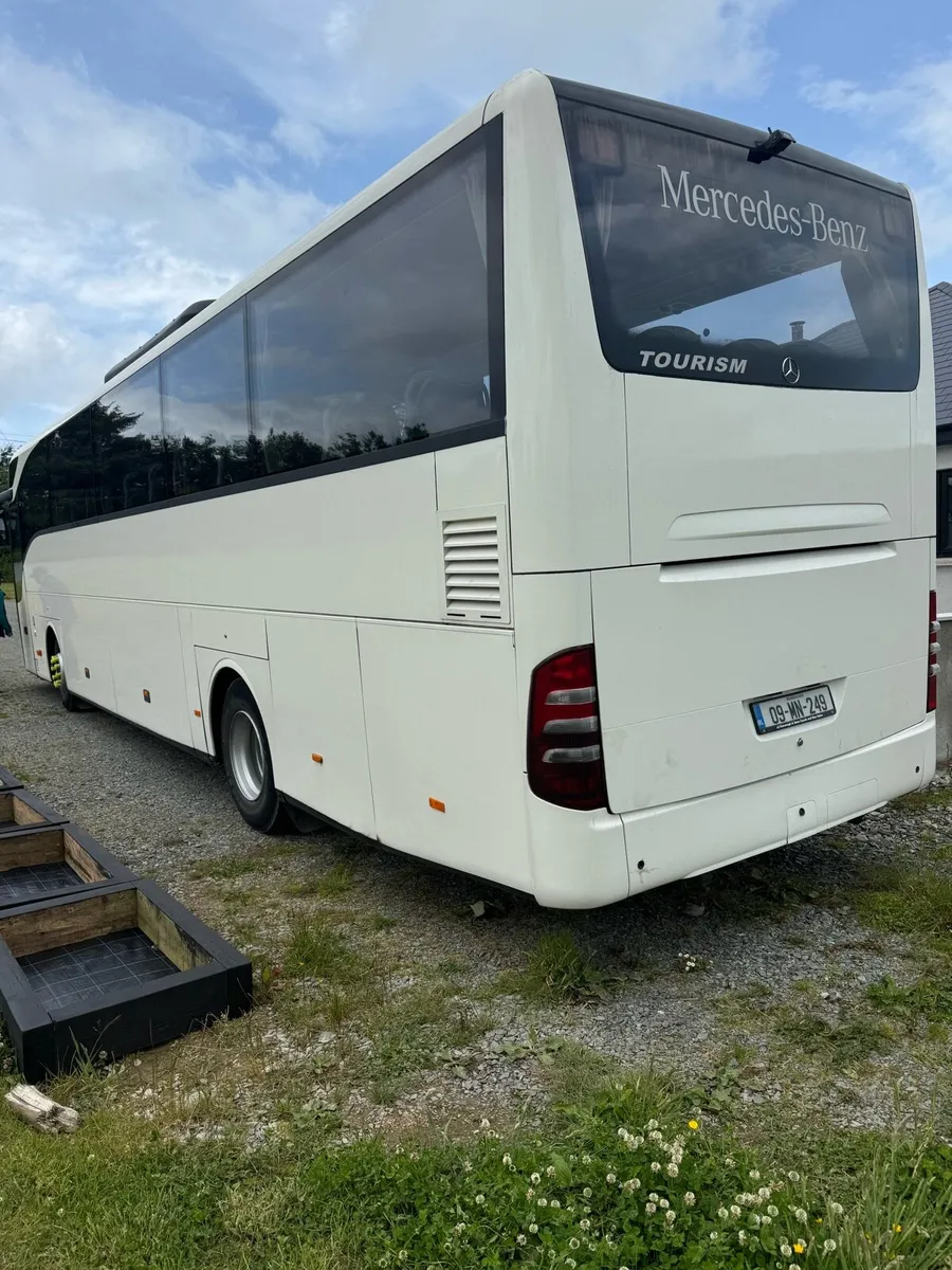 Coach - Image 2