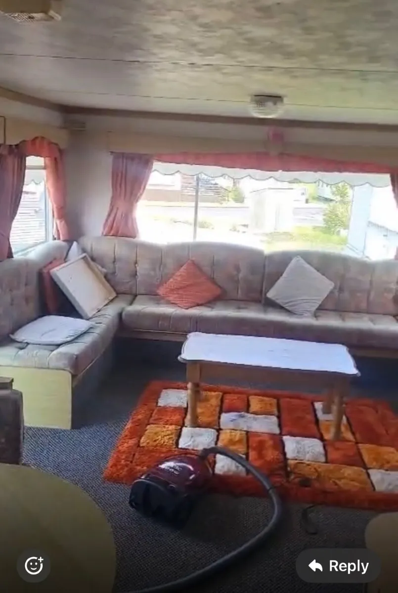 Caravan - Image 1
