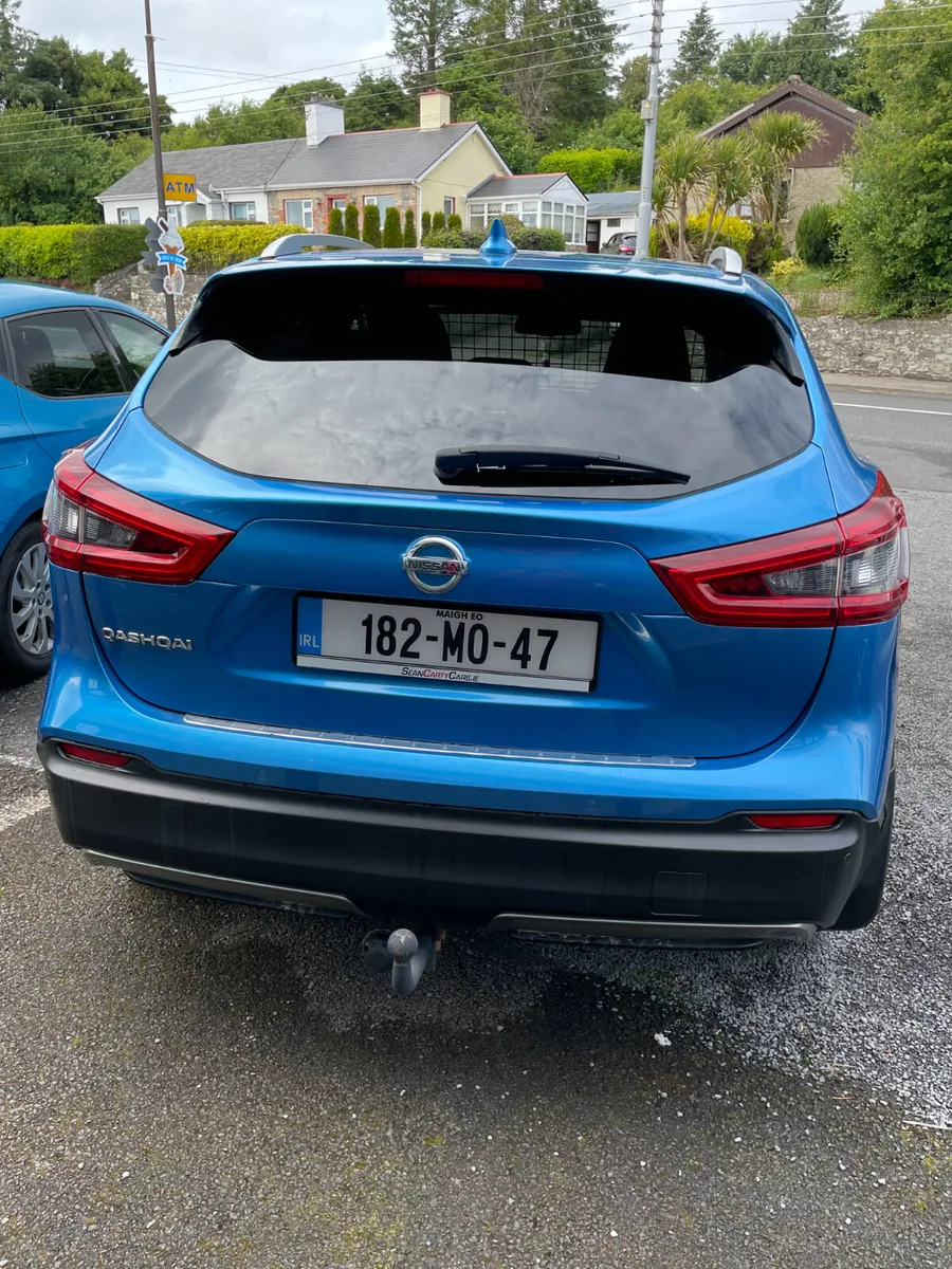 QASHQAI 2018 - SPOTLESS CONDITION - DRIVES NEW - Image 3