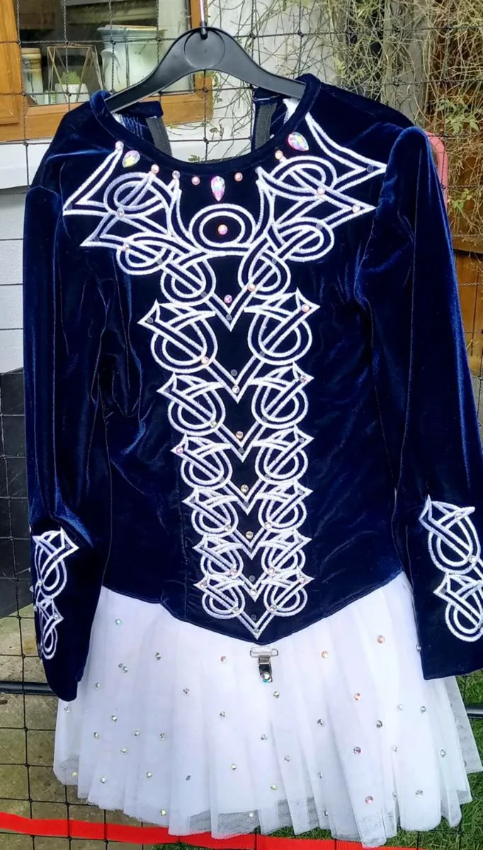 Irish dancing dress - Image 4