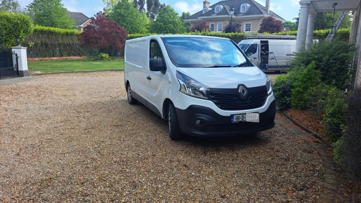 Renault Trafic 2018 - Image 2