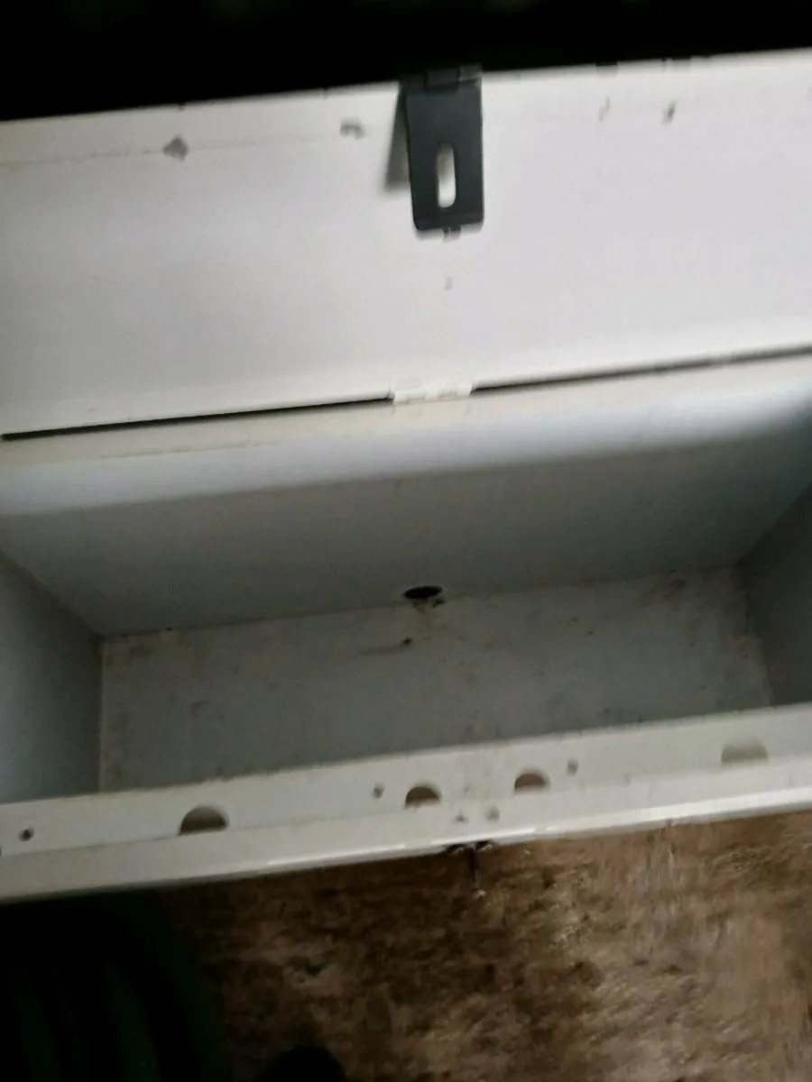 Steel toolbox - Image 2