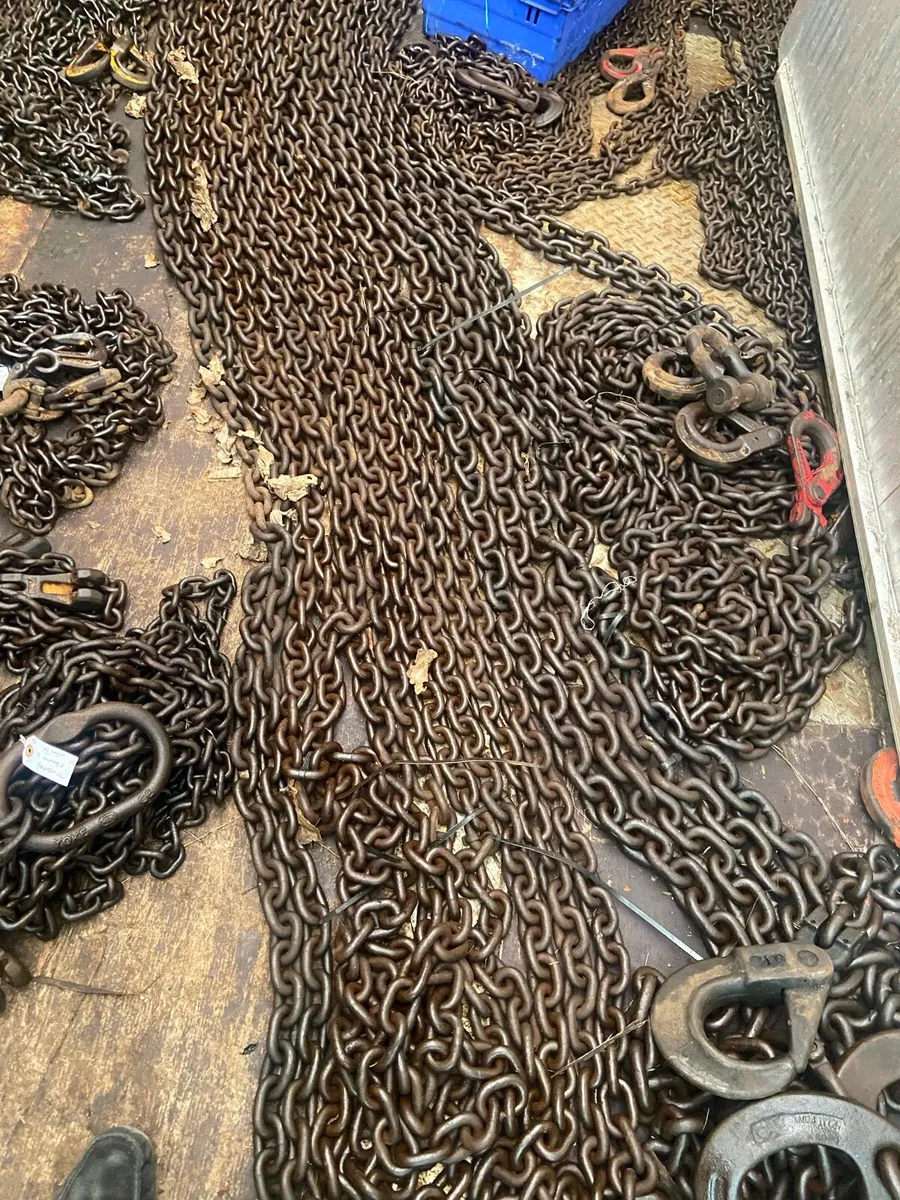 Lifting Chains - Image 3