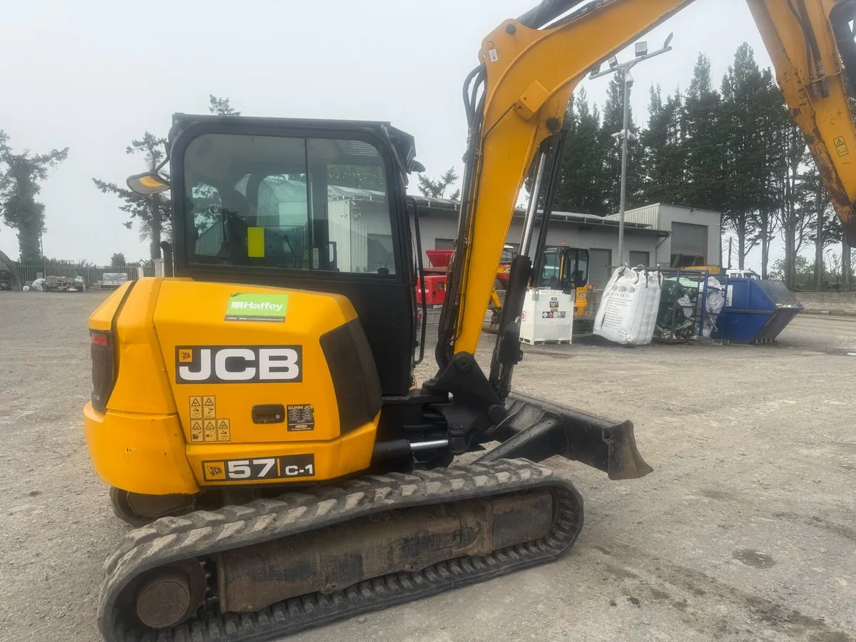 Jcb 57c - Image 1