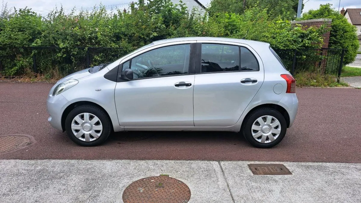 Yaris 2008 1.0 petrol New nct tax low milage - Image 4