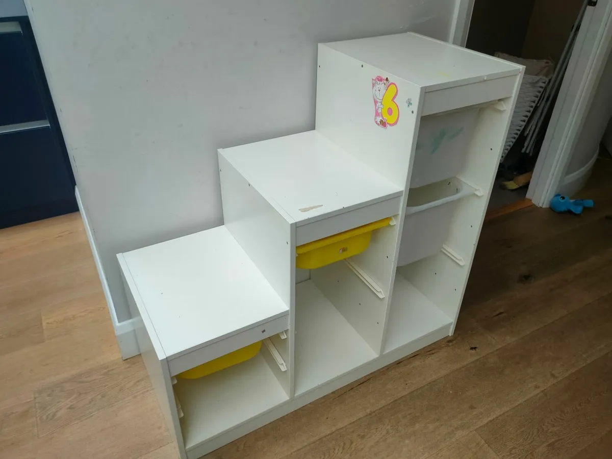 Toy Shelving - Image 2