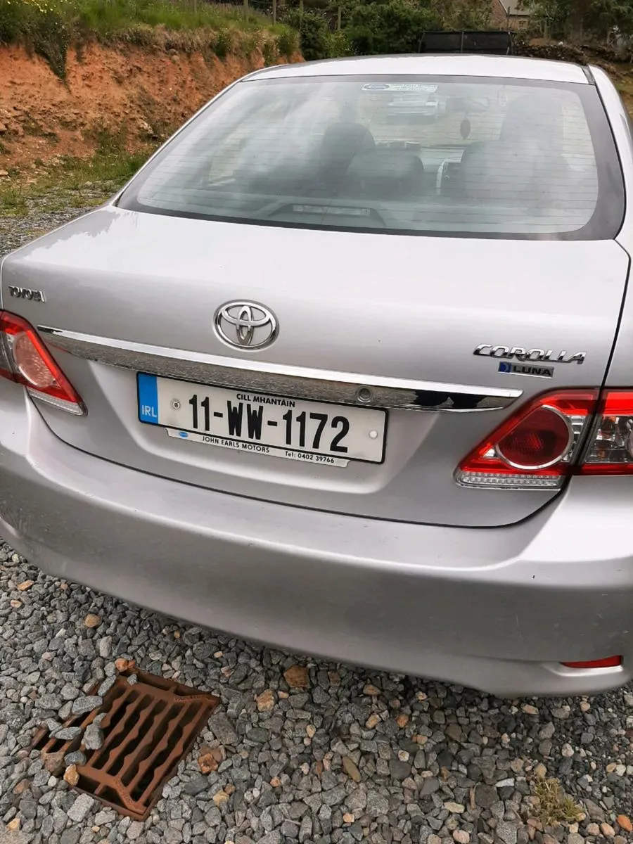 Toyota corolla - Image 2