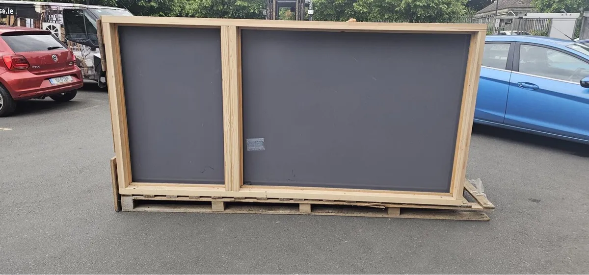 Large windows - Image 2