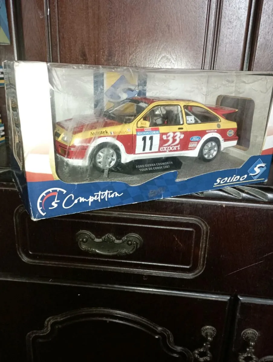 FORD' ESCORTS DIE-CAST MODLES FOR SALE - Image 4