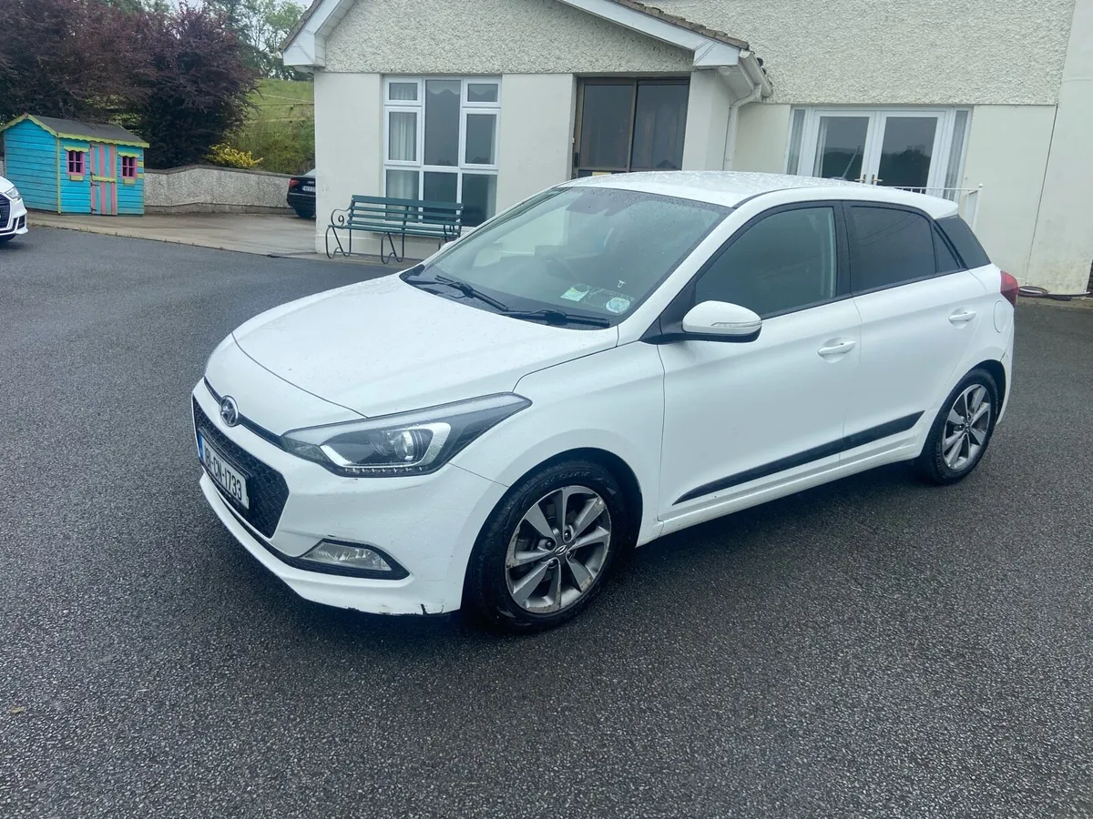 Hyundai i20 1.4dsl premium Nav - Image 2