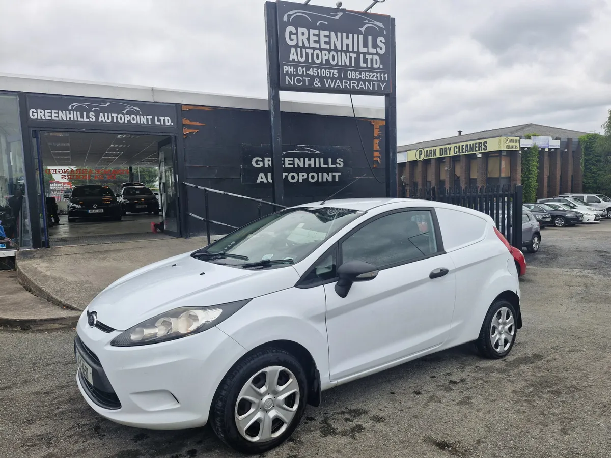 Ford Fiesta 2011 - Image 1