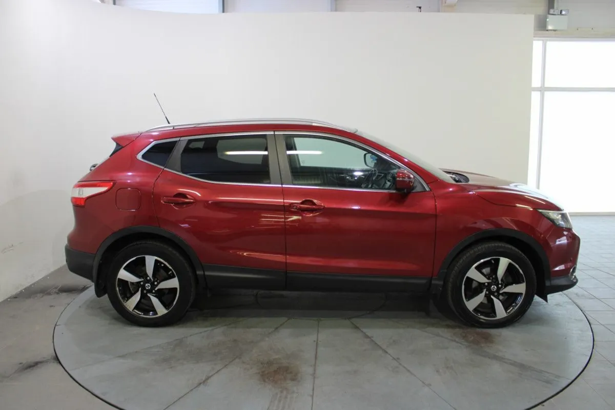 Nissan QASHQAI 1.5 DSL N-tec 110 - Image 3