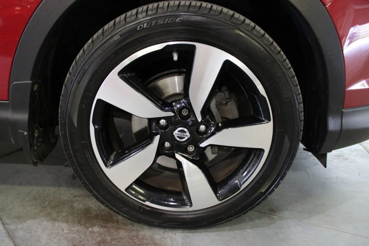 Nissan QASHQAI 1.5 DSL N-tec 110 - Image 4