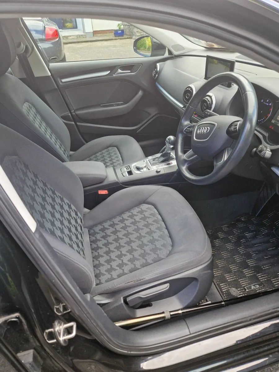 Audi A3 2015 - Image 3