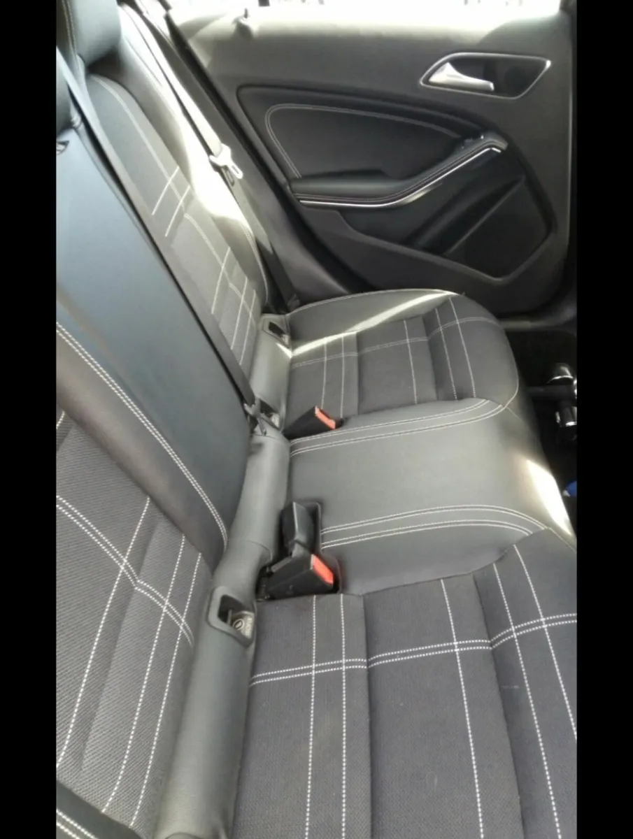 Car - Image 3