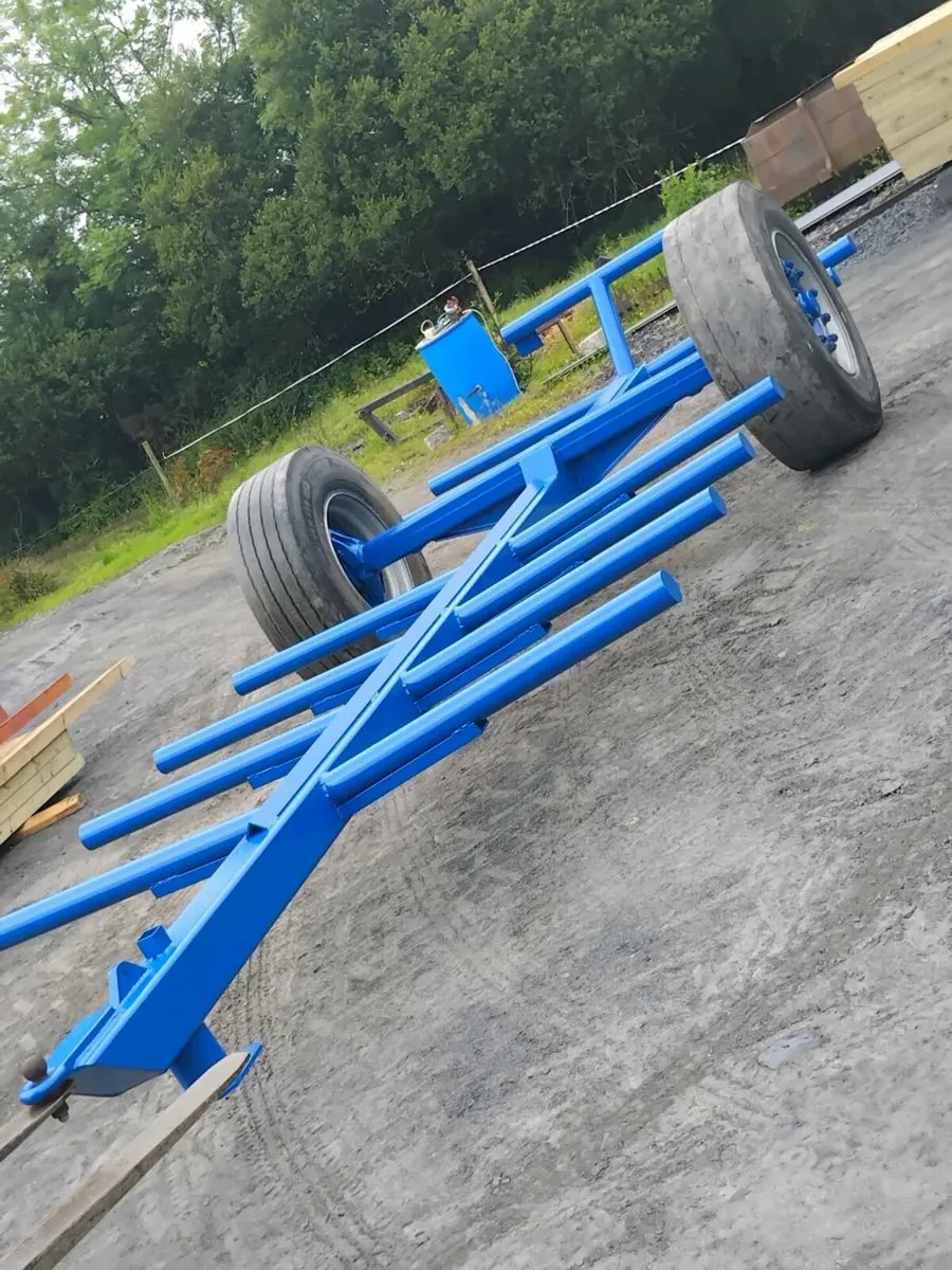 6 bale trailer - Image 1