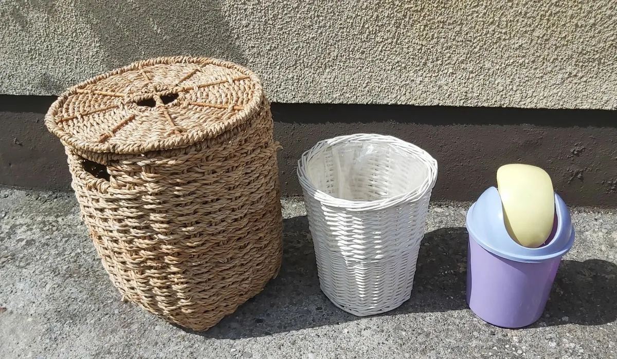 Linen clothes backets