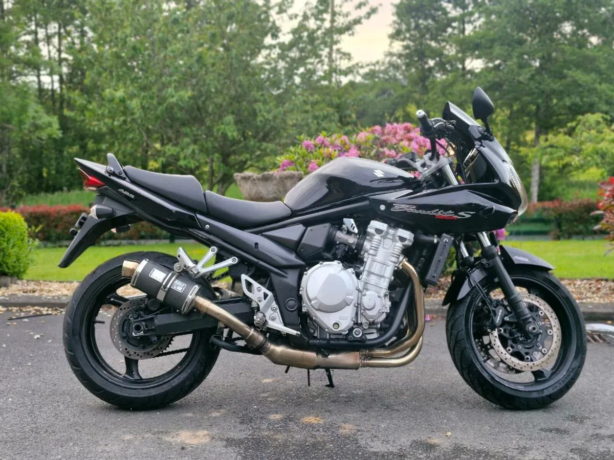 Motorbike - Image 1