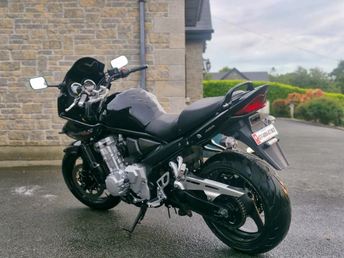 Motorbike - Image 2