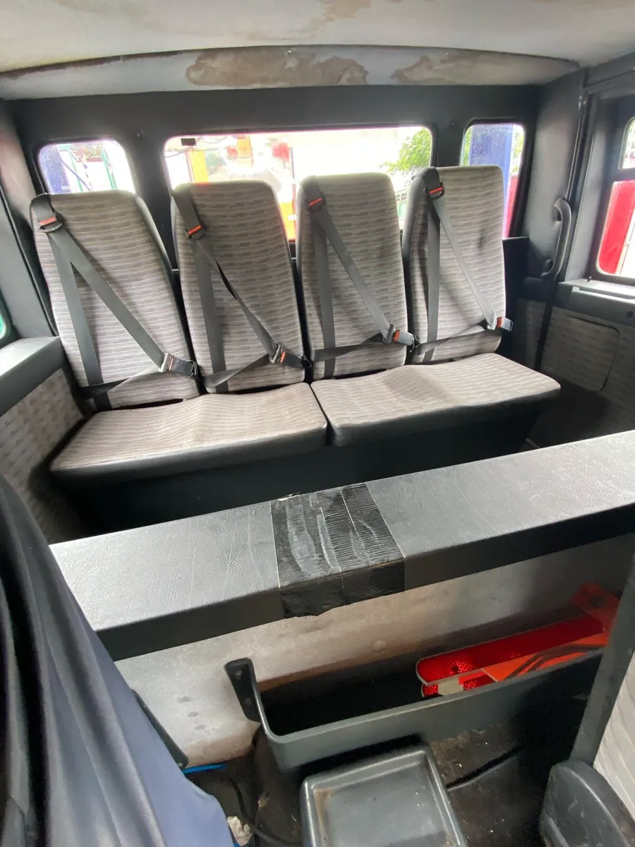 10 tonne truck with tilt and slide - Image 2