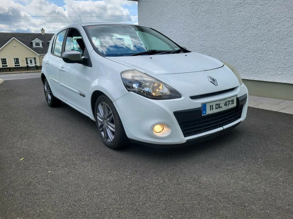 Renault Clio - Image 1