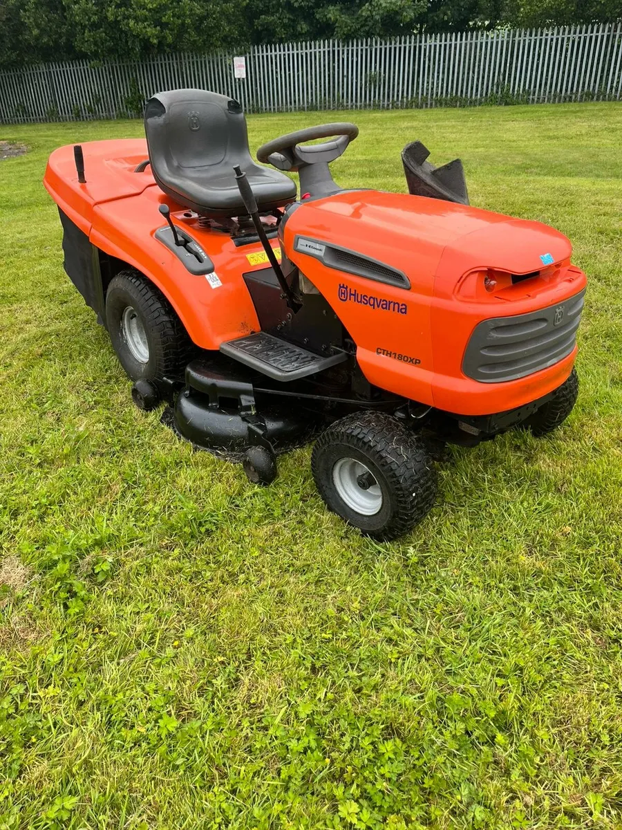 Husquvarna cth180xp ride on lawnmower - Image 1