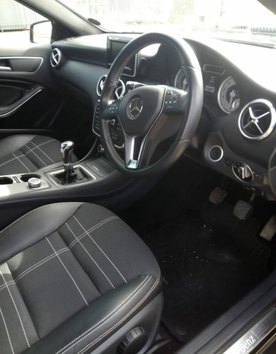 Car - Image 4
