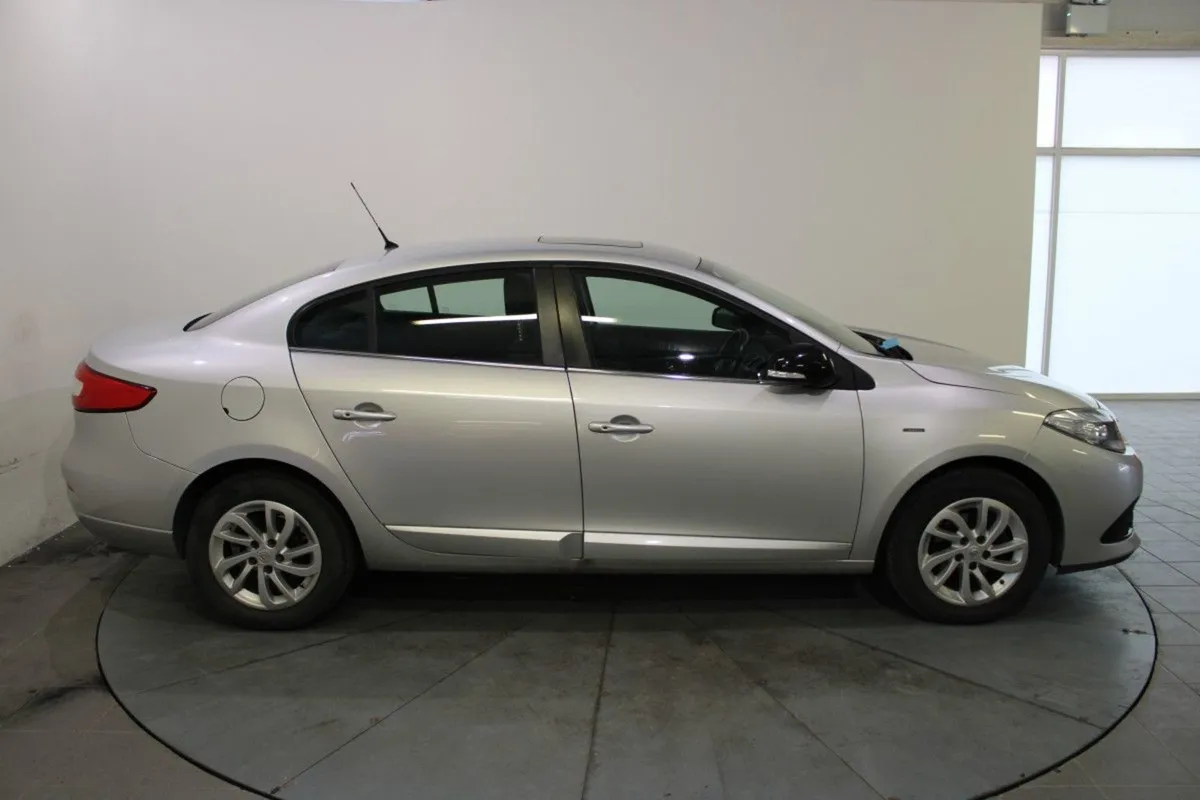 Renault Fluence 1.5 DCI 95 Limited - Image 3