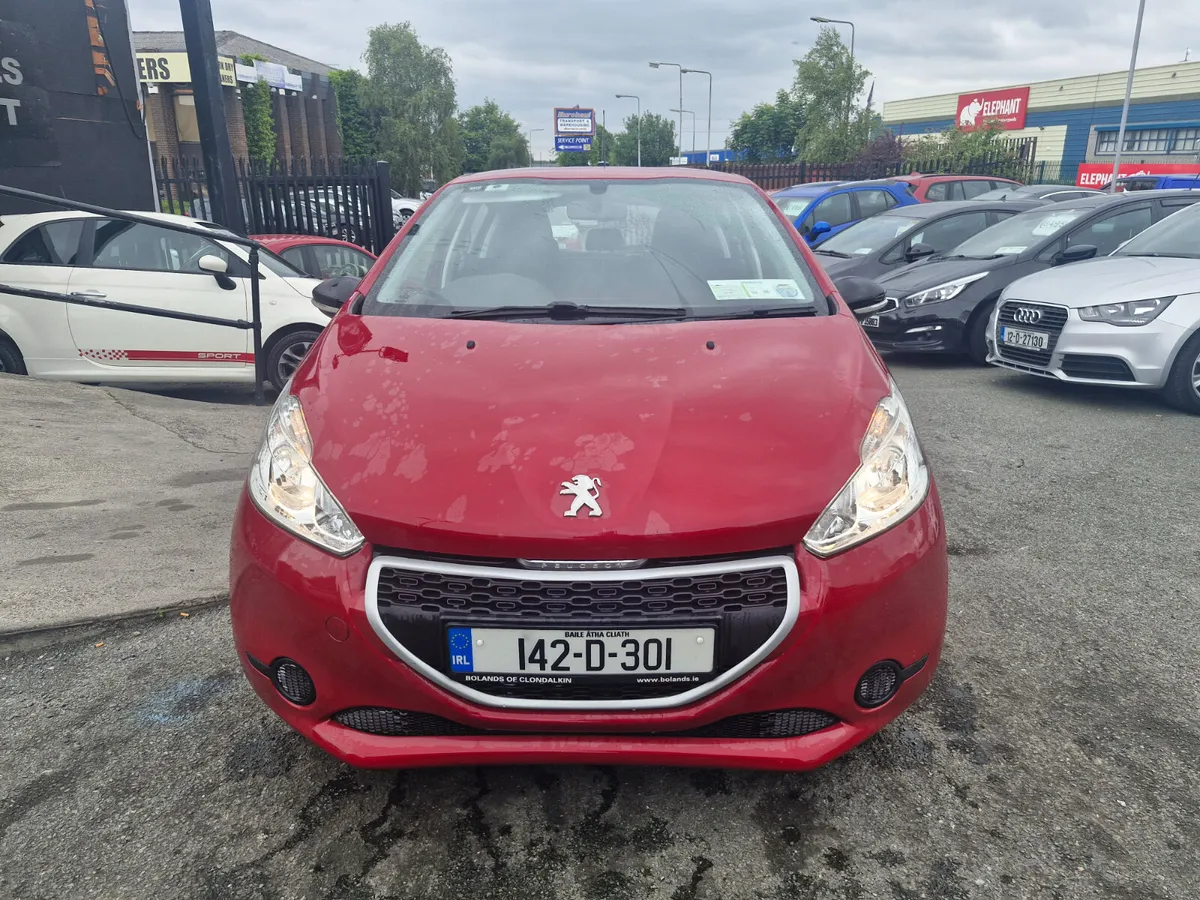 Peugeot 208 2014 - Image 2