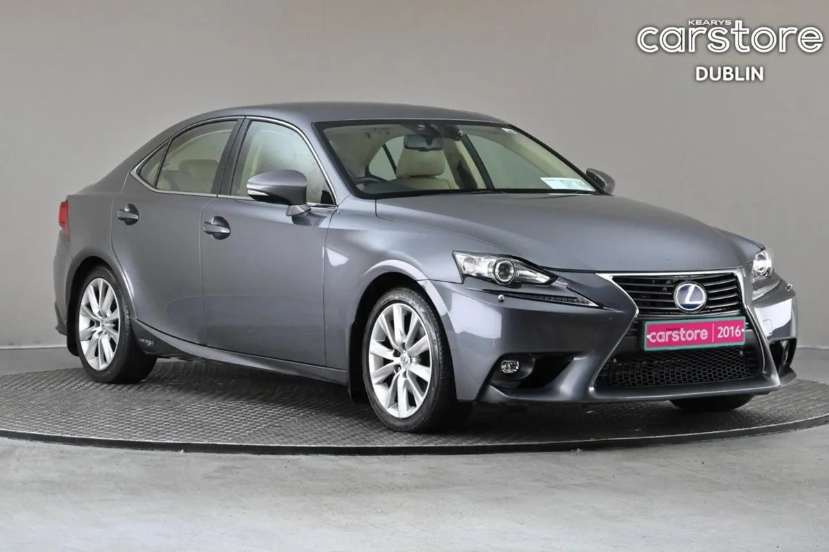 Lexus IS IS 300 H Executive Edition E-cvt  beige - Image 1