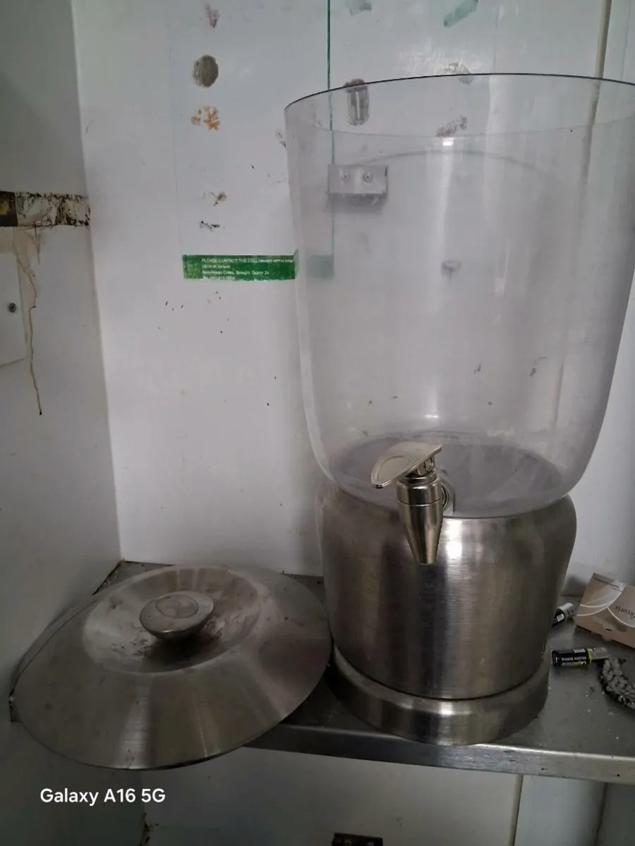 Juice/water dispenser - Image 2