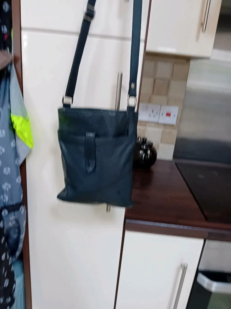 LADIES HAND BAGS - Image 4
