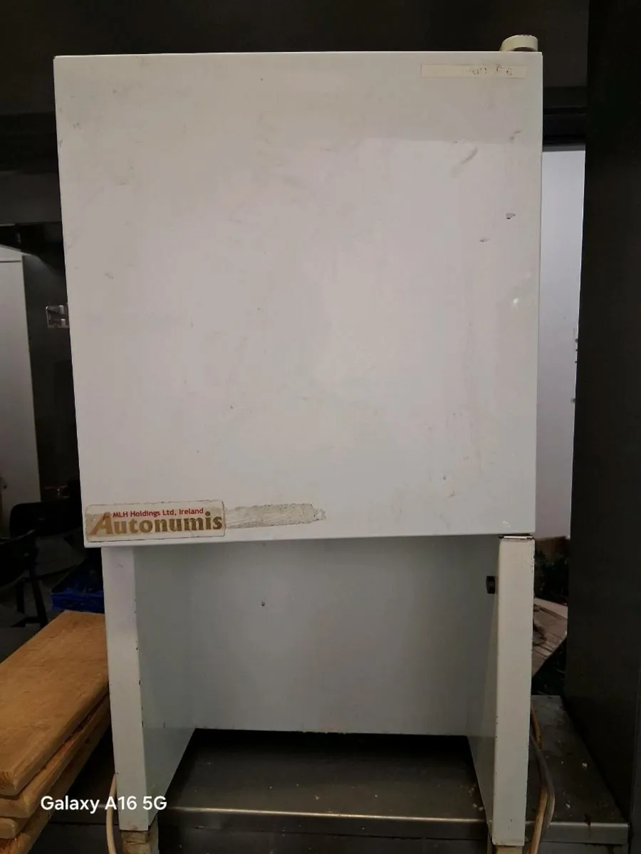 Milk fridge - Image 1