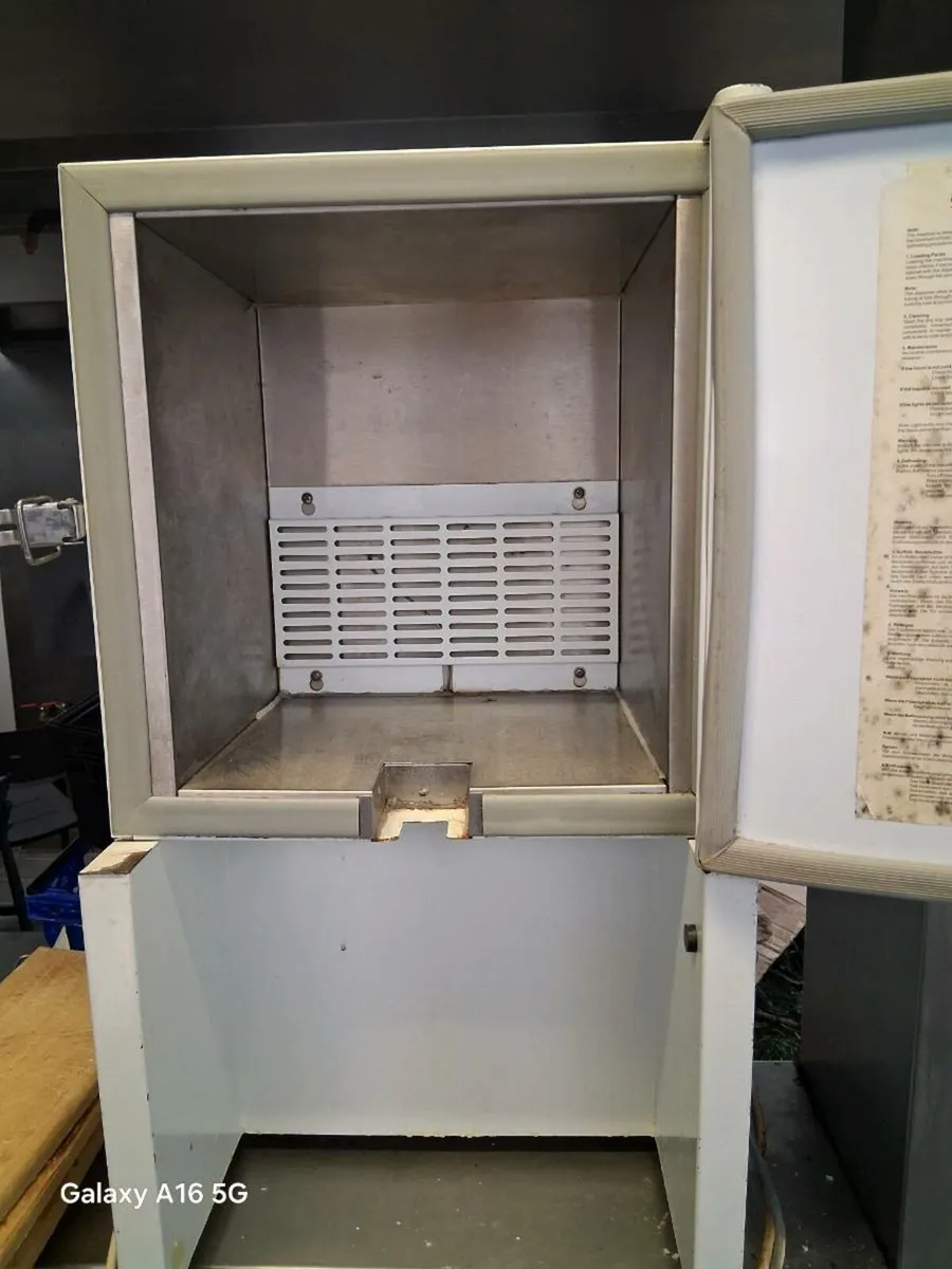 Milk fridge - Image 2