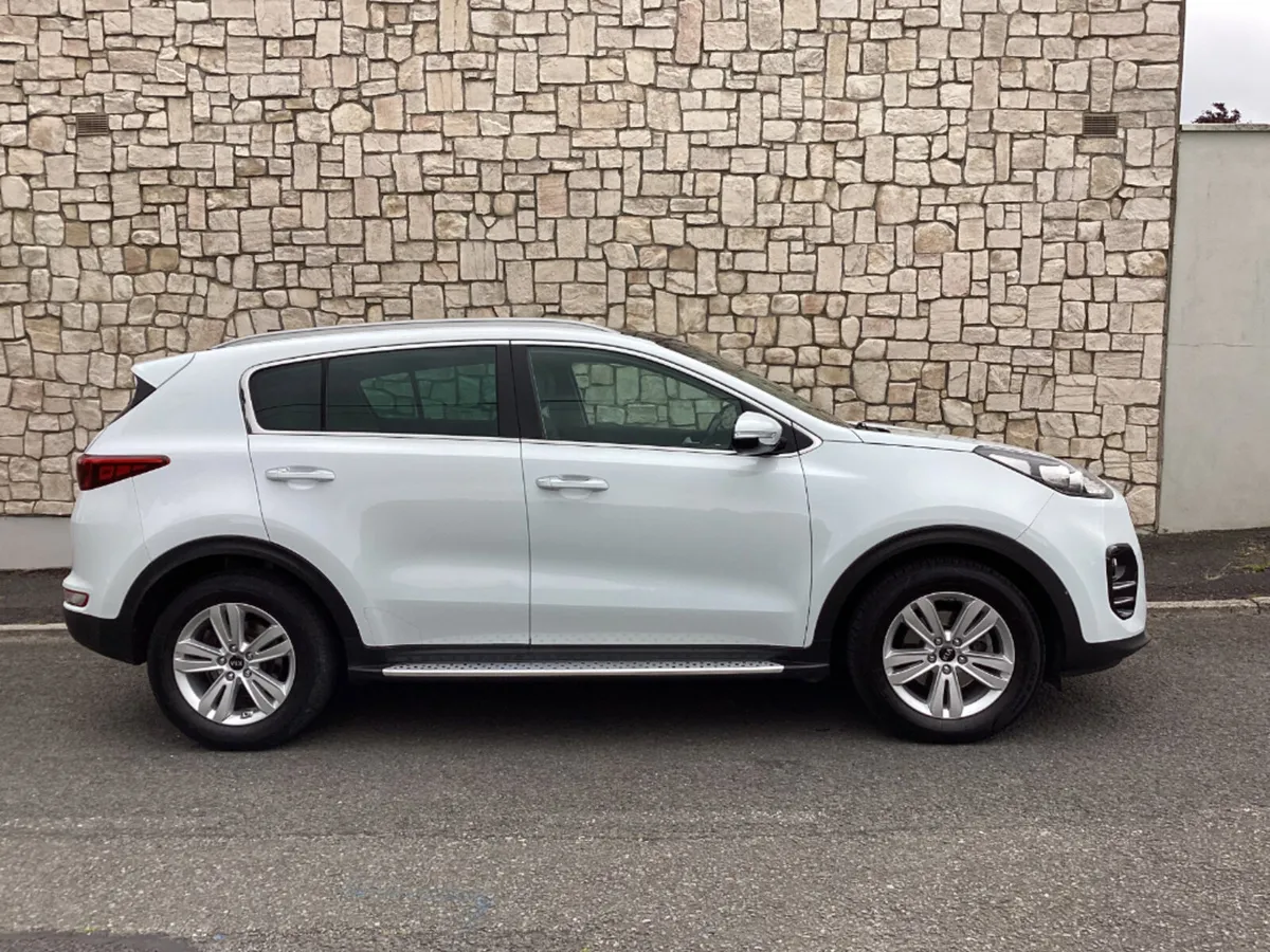 Kia Sportage Platinum S 5DR - Image 2