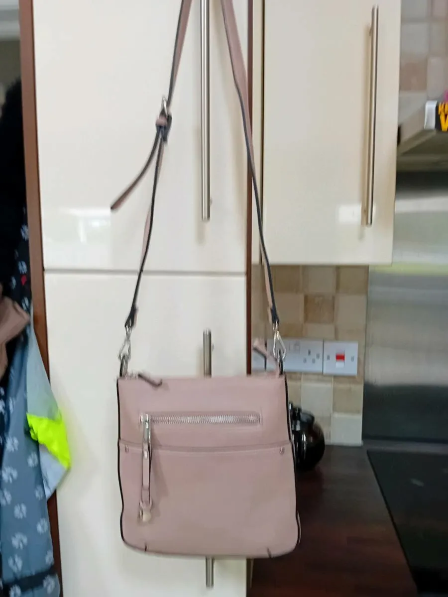 LADIES HAND BAGS - Image 2