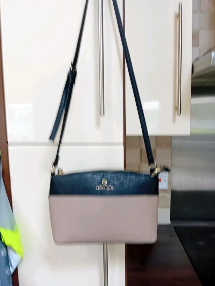 LADIES HAND BAGS - Image 3