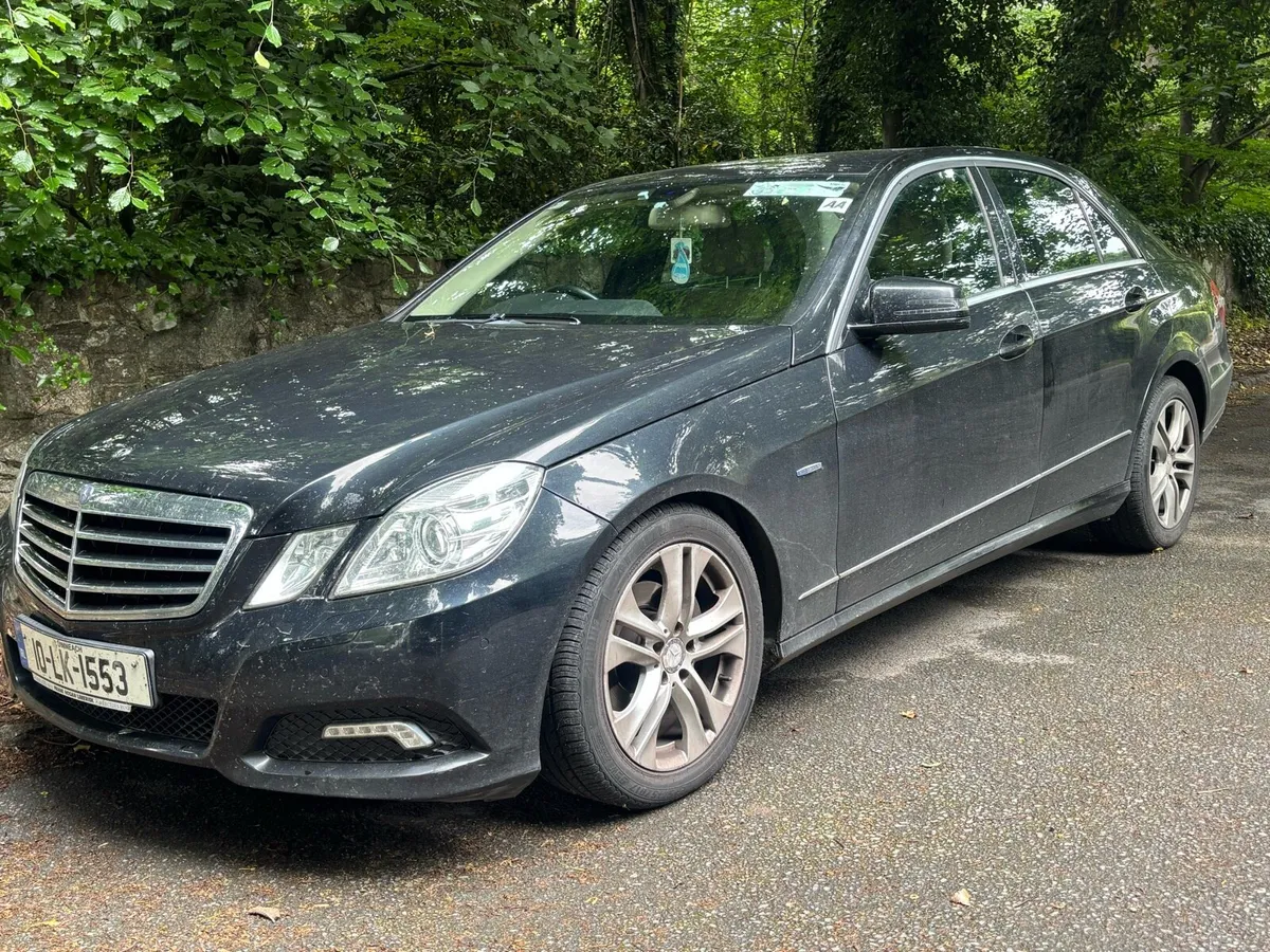 Mercedes E220 Avantgarde - Image 1
