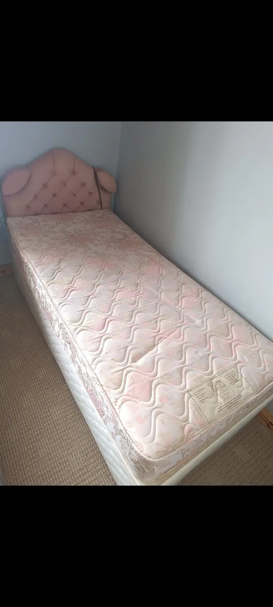Single bed with base and headboard