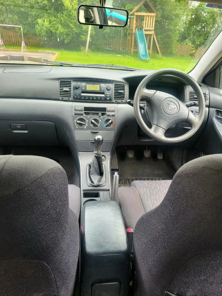 Toyota corolla 1.4 petrol - Image 3