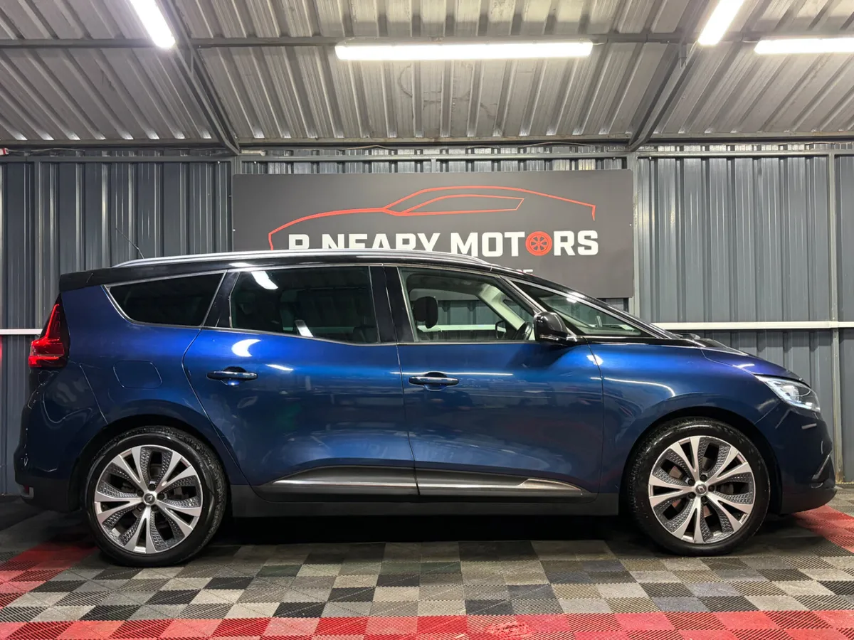 2017 172 Renault Grand Scenic 7 Seat Dynamique - Image 4