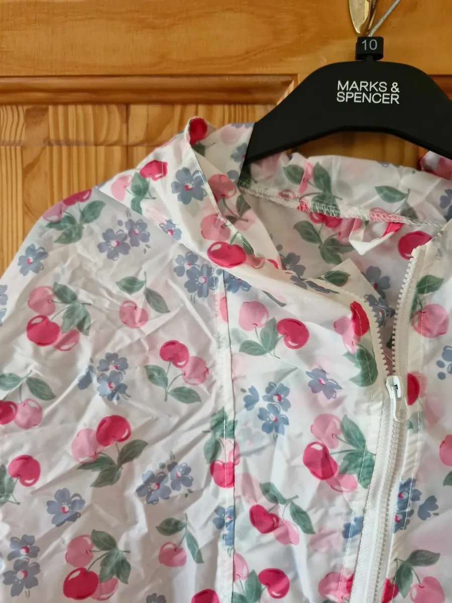 Raincoat - Image 3