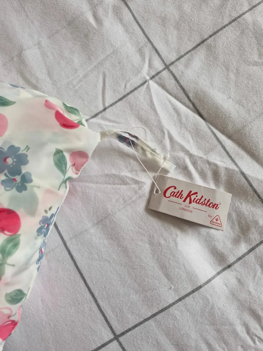 Raincoat - Image 4