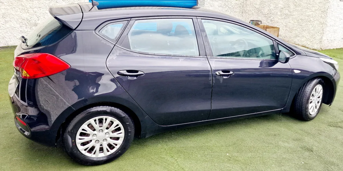 Kia Ceed TX ECODYN NCT TAX 1.6CRDI 6SP - Image 4