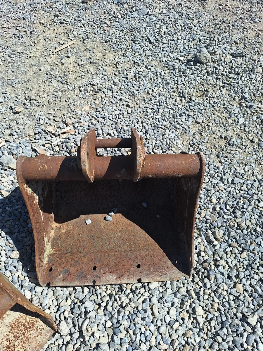 Mini digger buckets - Image 3