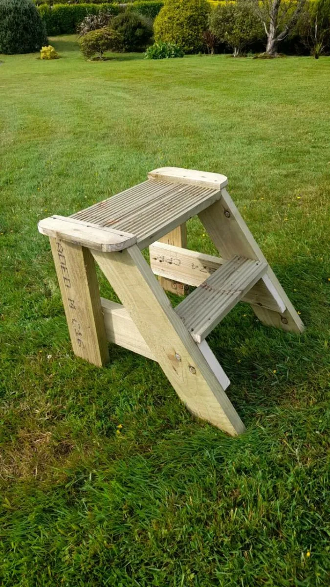 Timber step ladder - Image 1